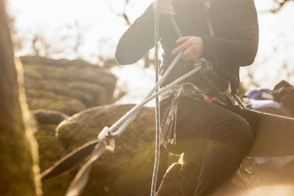 Step-by-Step Guide to Installing a GPS Tracker on Your Suzuki V-Strom 1000 for Ultimate Theft Protection