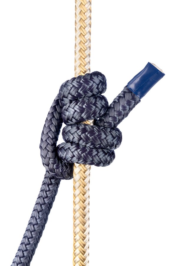 Essential Tips for the Safe Installation and Maintenance of Your Vehicle's Trailer Hitch